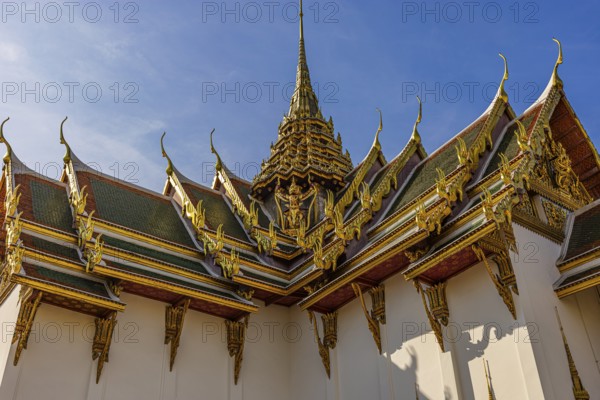 The Grand Royal Palace, Dusit Maha Prasad Throne Hall with overlapping roofs and curved chofas,