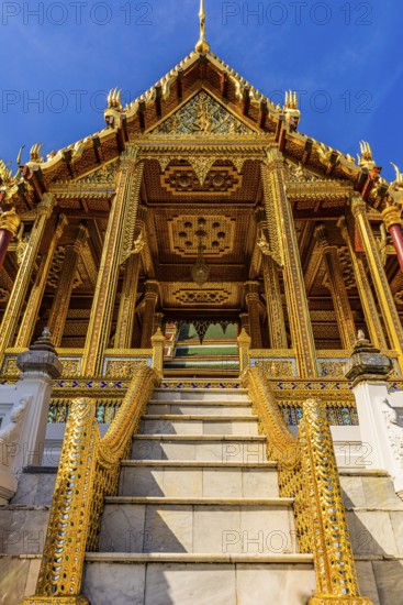 The Grand Royal Palace, the main entrance to the Dusit Maha Prasad Throne Hall, Phra Nakhon,