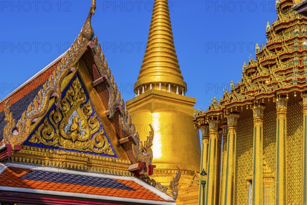 The Grand Royal Palace, Wat Phra Kaeo Buddhist Temple, the Golden Chedi, Phra Nakhon, Bangkok,