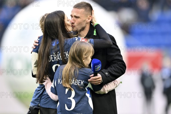 Farewell emotional Pavel Kaderabek TSG 1899 Hoffenheim Portrait thanks fans with woman Model Tereza