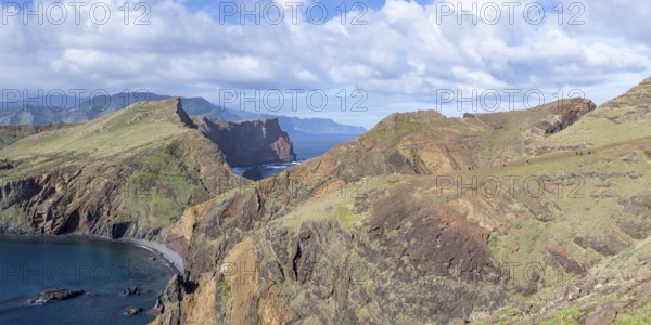 Hiking trail, volcanic peninsula, Ponta de São Lourenço, Ponta de Sao Lourenco, rocky coast, Punta