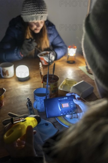 Symbolic blackout, extensive, prolonged power failure, in private surroundings, without