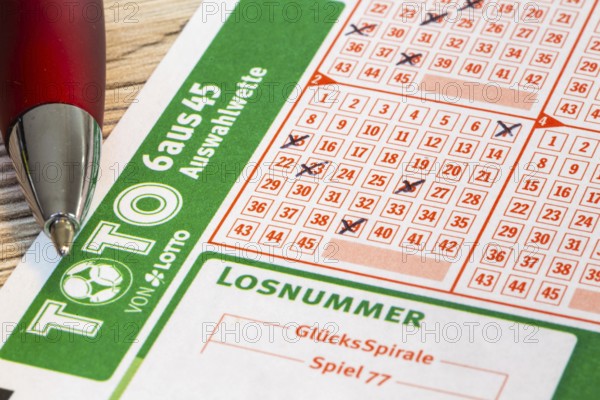 Toto 6aus45: Close-up of a game ticket