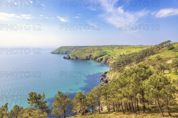 Scenics view of an awesome beautiful coastal landscape with sea view to the horizon on a sunny