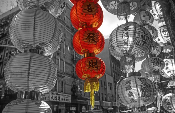 Red lanterns in front of a Chinese restaurant, black and white, China Town, New York City, USA