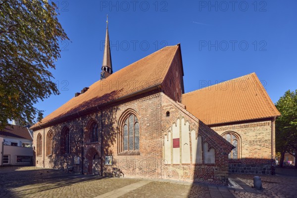 St. Nicolai church, late Gothic style, roof turret, church window, hall church, historic brick