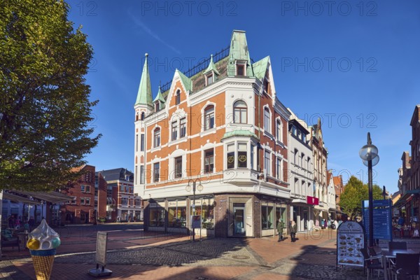 Jeweler Jacobsen, historic residential building and commercial building, façade with windows and