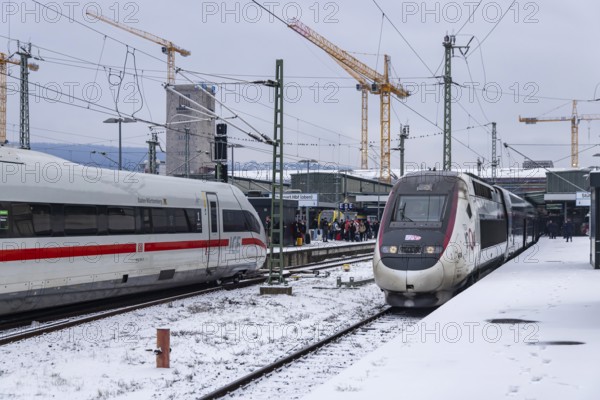 Winter in Stuttgart. There is also a closed layer of snow in the main train station. Station