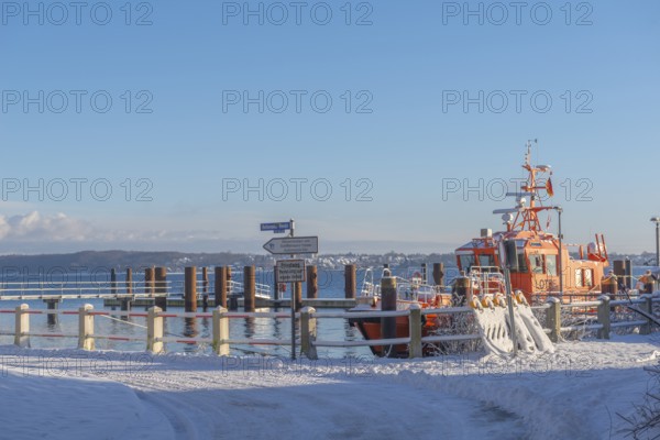Kiel-Holtenau pilot station in front of the Kiel Canal, pilot boat, channel guidance, shipping,