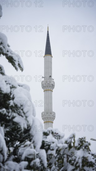 In Gaziantep, Turkey, on December 31, 2025, children and families enjoy winter activities as they