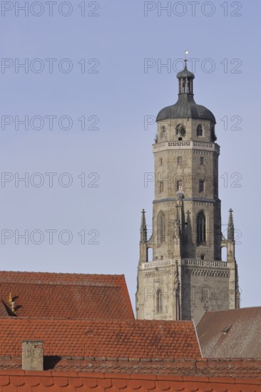 Late Gothic St. Georg church with Daniel church tower, roofs, Nördlingen, Bavaria, Germany