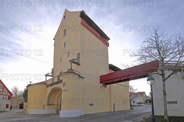 Berger Tor built 15th century, city gate, city tower with historic city wall with rampart and city