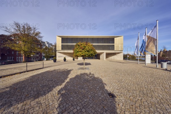 Ludwig-Bölkow-Haus, Chamber of Industry and Commerce, Chamber of Commerce, Bürgschaftsbank