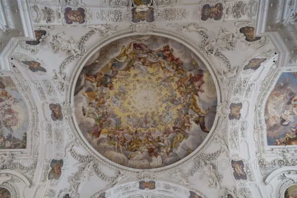Vaulted ceiling with frescoes, baroque, parish church of St. Quirinus, former monastery church,