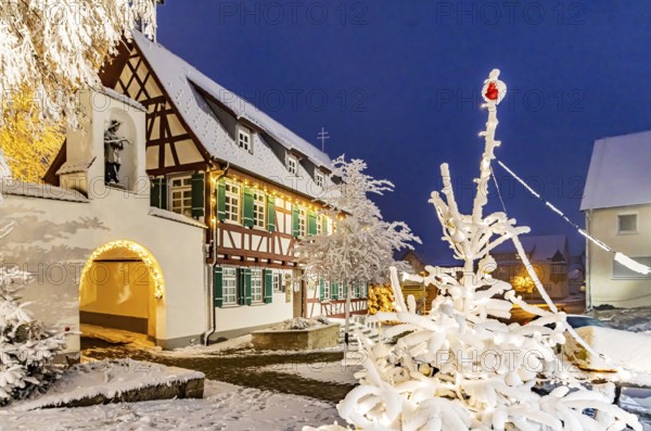 The old town hall in Westerheim in winter. The half-timbered building now houses the guest's house.