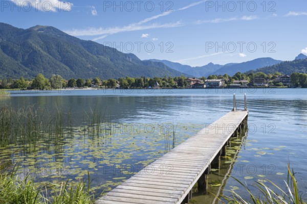 Badesteg am Tegernsee, view towards Rottach-Egern with Wallberg, Tegernsee, Upper Bavaria, Bavaria,