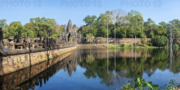 54 demons on the bridge of the south gate of Angkor Thom (Hindu myth of the cherries of the ocean