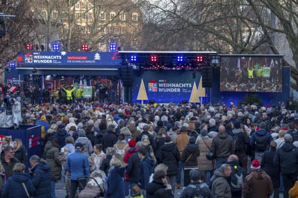 The WDR2 Christmas Miracle, fundraising campaign over 5 days long, non-stop broadcast, 24 hours, by