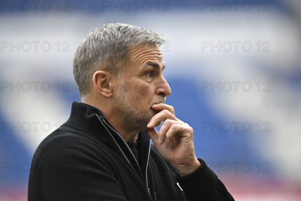 Board of Sports Stefan Kuntz Hamburger SV HSV Portrait thoughtful gesture gesture PreZero Arena,