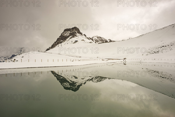 Another onset of winter in May, Kanzelwand, 2058m, border mountain in the Allgäu Alps, across which