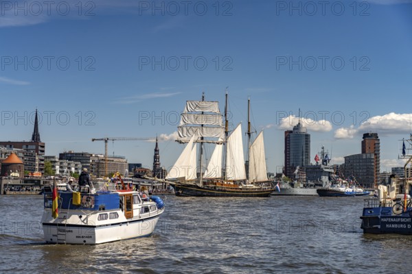 Incoming parade of ships and sailboats at Hafengeburtstag Hamburg 2025 in the Free Hanseatic City