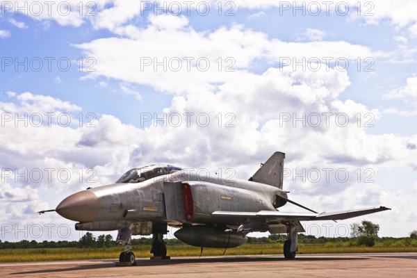 McDonnell Douglas F-4F Phantom II, aircraft type, fighter aircraft, air defense, reconnaissance,