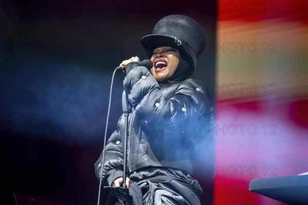 Erykah Badu, singer, USA, soul, hip-hop, R&B, The Return Of Automatic Slim World Tour 2025, live at