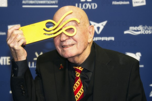 Lutz Mackensy - Award winner The Voice, DEUTSCHER SCHAUSPIELPREIS 2025, Red Carpet at PULLMAN