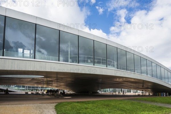 Rolex Learning Centre, SANAA architects, École polytechnique fédérale de Lausanne, EPFL, Lausanne,