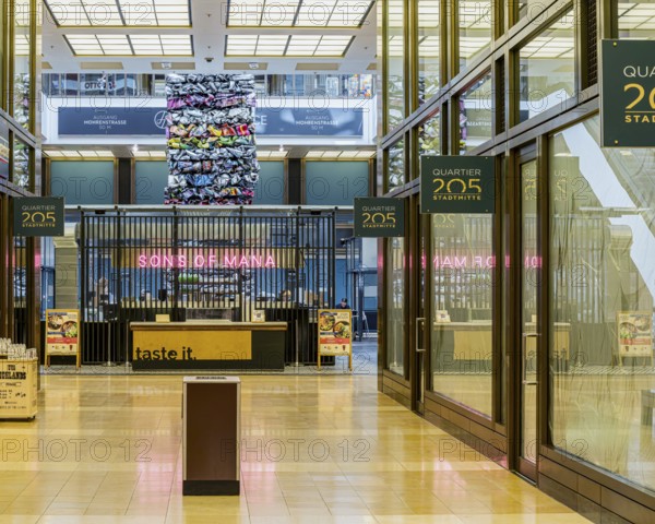 Interior design commercial property, partially vacant Shopping Quartier 205 in Friedrichstrasse and