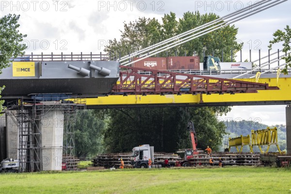 New construction of the second motorway bridge Neuenkamp of the A40, over the Rhine near Duisburg,