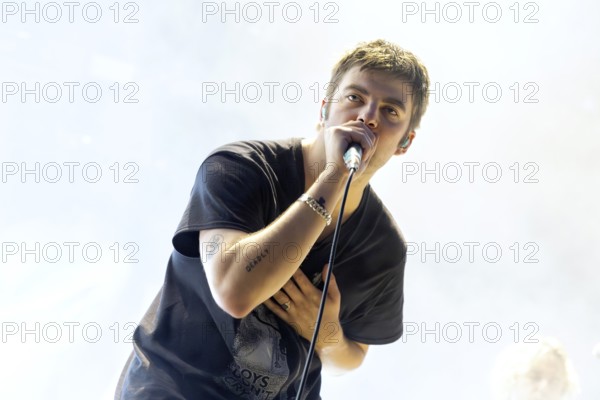 Grian Chatten, Singer, Fontaines D.C., Post Punk, Music Band, Ireland, open air at the Citadel