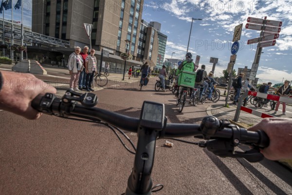 Cycle along the Jaarbeursplein, south of Utrecht Central, HBF, on the central cycle path in the