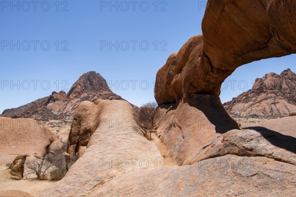 Rock arch, rock formation, Pontok Mountains, Great Spitzkoppe, Spitzkoppe, Great Spitzkoppe Nature