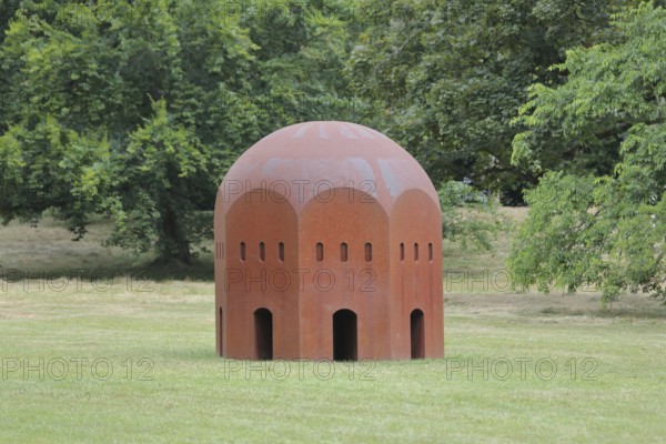 Sculpture Nuclear Temple by Thomas Schütte 2012, Blickachsen 14, modern art, nuclear temple,