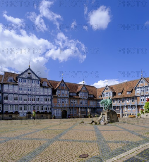 Town market, market square with town hall and monument to Duke August the Younger, Wolfenbüttel,