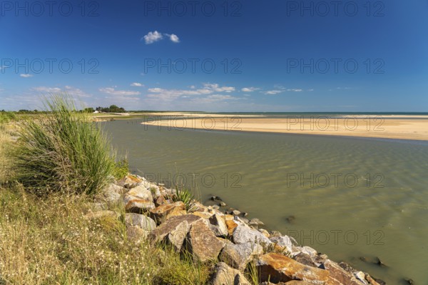 Beach and lagoon at the Belle Henriette L'Aiguillon-la-Presqu'ile National Nature Reserve, France