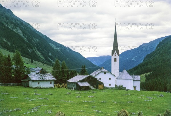 Village church of Sankt Sigmund im Sellrain, Sellrain, district of Innsbruck-Land, Tyrol, Austria,