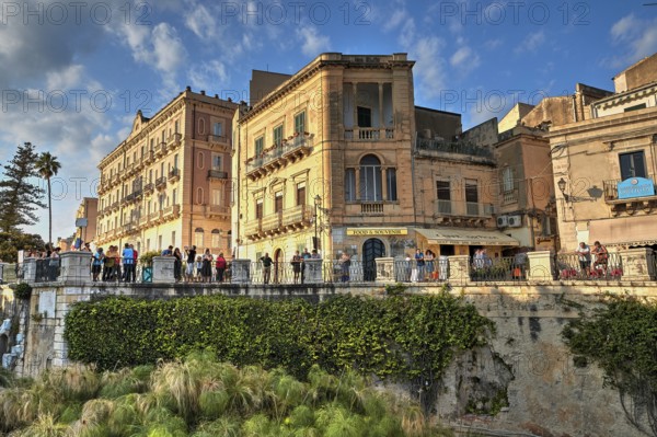 HDR, Largo Aretusa, Fonte Aretusa, Lively bridge in the old town with lush greenery and blue sky in