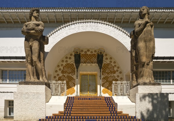 Colossal figures Man and Woman by Ludwig Habich at the Ernst Ludwig House, Mathildenhöhe, UNESCO
