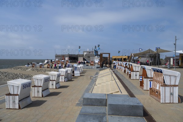 Beach chairs on the promenade, family lagoon, Perlebucht, Büsum, North Sea, Schleswig-Holstein,
