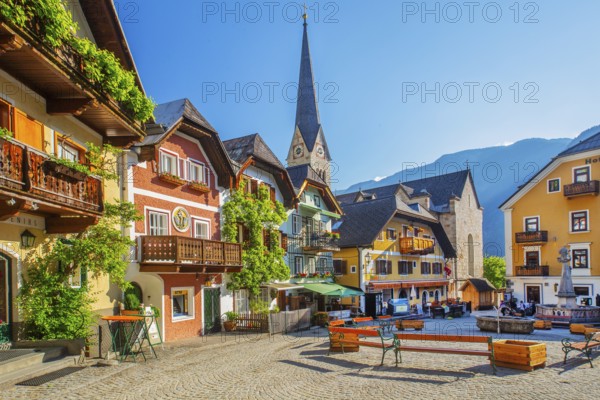 Market square in the town centre, Hallstatt, Lake Hallstatt, UNESCO World Heritage Site,