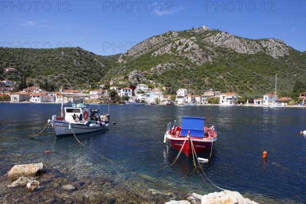 Boats in the harbour of Agia Kiriaki on the Aegean Sea, Pelion or Pelion Peninsula, Magnisia,
