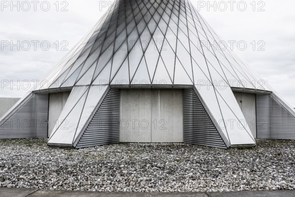 Radarstation, antennas der earth station Raisting, Upper Bavaria, Bavaria, Germany