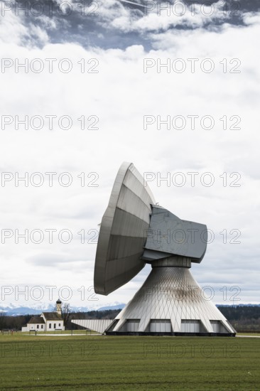 Radarstation, antennas der earth station Raisting, St. Johann Kapelle, Upper Bavaria, Bavaria,