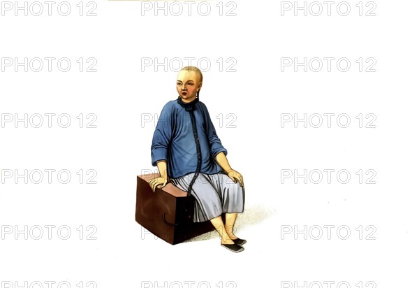 Jurisdiction, torture and punishment in medieval China, man tied to a large block of wood. A strong