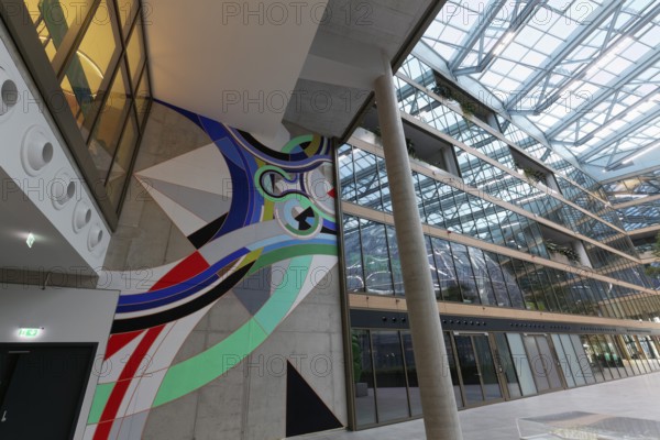 EUREF-Campus Düsseldorf, atrium with abstract mural, European Energy Forum for Climate Protection