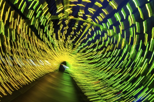 Light, tunnel, in motion, light tunnel, changes light color, light installation at park lights in