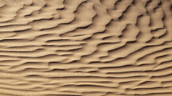 Structures, sand dunes in the Rhub al Khali desert, empty quarter, largest sandy desert in the