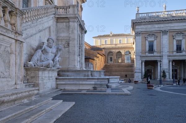 Fountain of the Goddess of Rome in front of the Senatorial Palace (Palazzo Senatorio), Piazza del